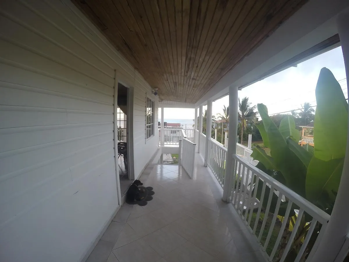 Inn Posada Reef View Rocky Point Colombia